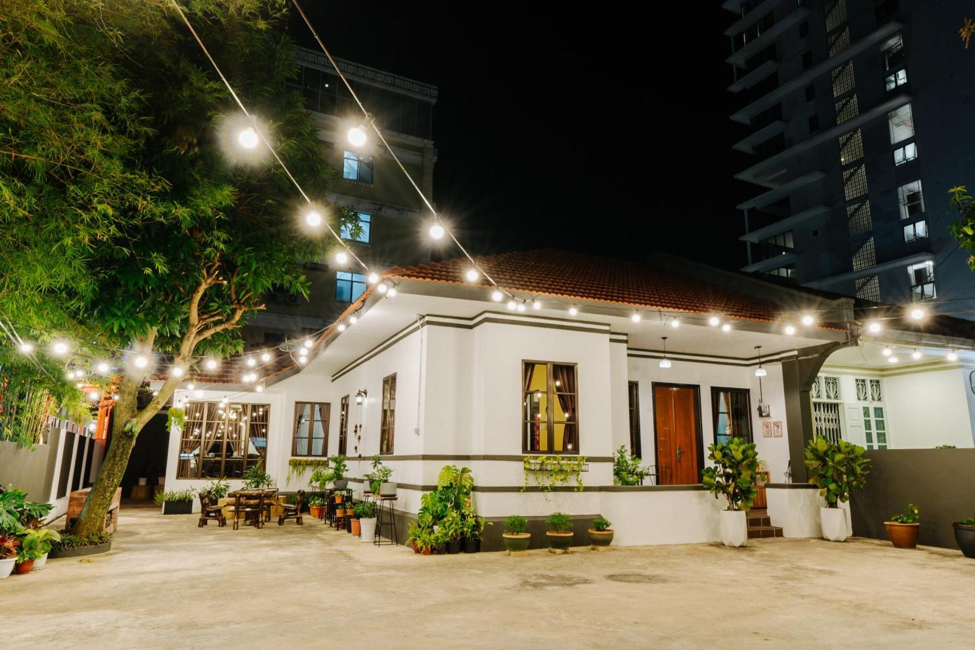 Wang'S Bnb 4 Bedrooms Villa George Town Bagian luar foto
